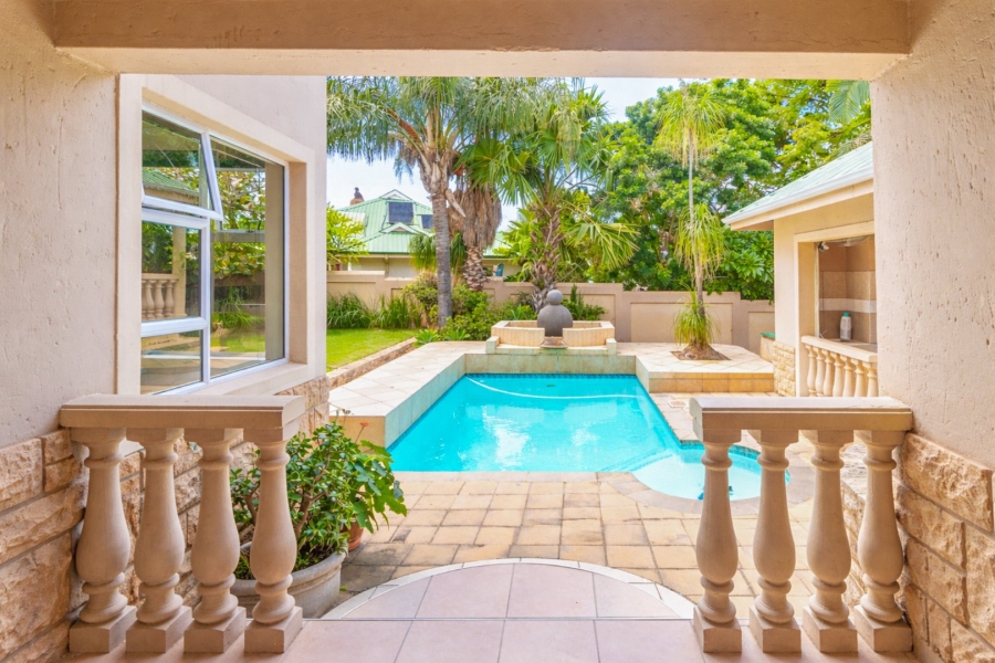 5 Bedroom Property for Sale in Caribbean Beach Club North West